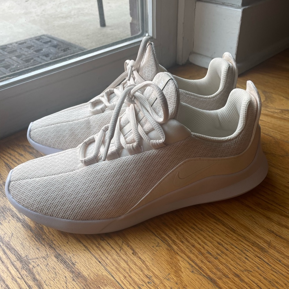 Nike off white/cream sneakers